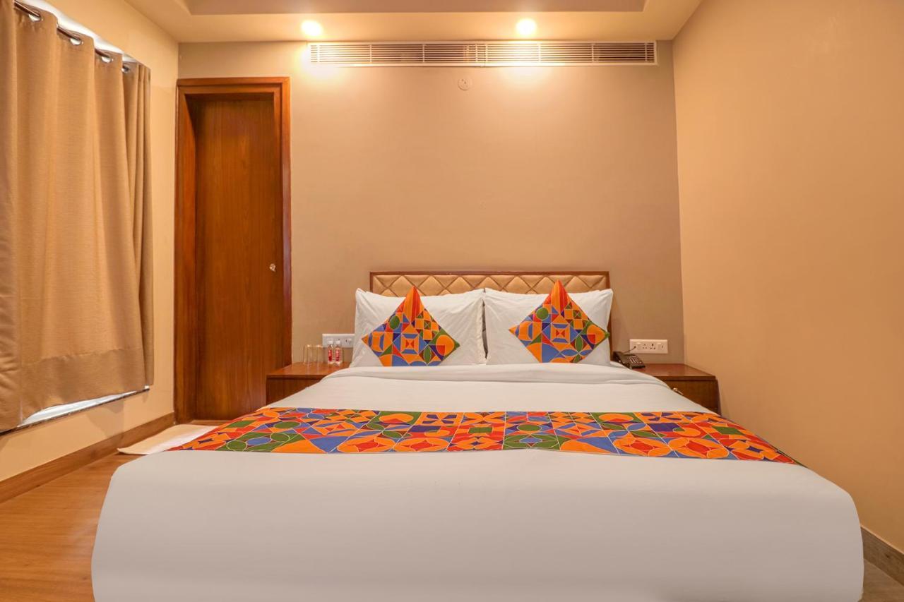 Fabhotel Prime Shanit Delhi  Ngoại thất bức ảnh