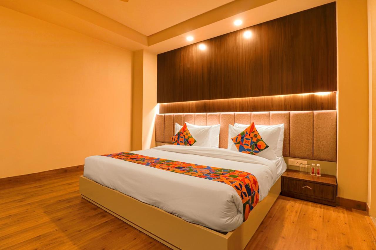 Fabhotel Prime Shanit Delhi  Ngoại thất bức ảnh